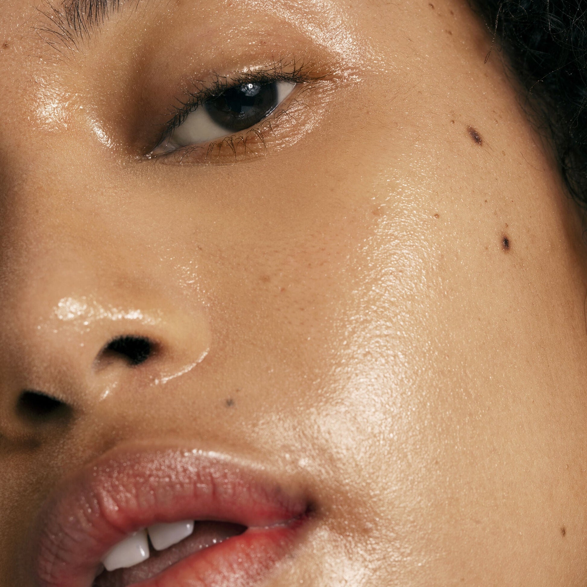 pure-skin-toner-l2 0122_Elf-Pure_Cindy_002_IGF.jpg