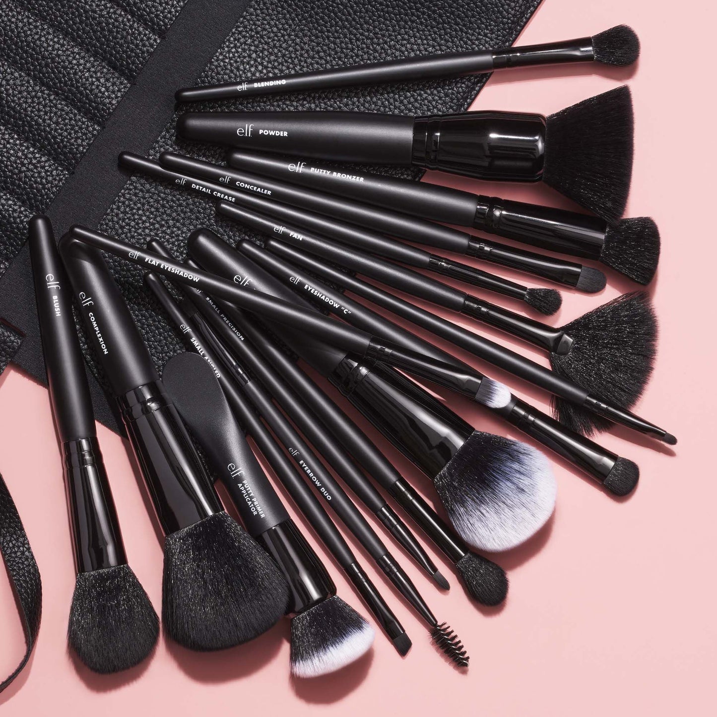 17-piece-ultimate-makeup-brush-set-and-travel-roll-i8 042423_UltBrushSet_V1_Main-2_IGF.jpg