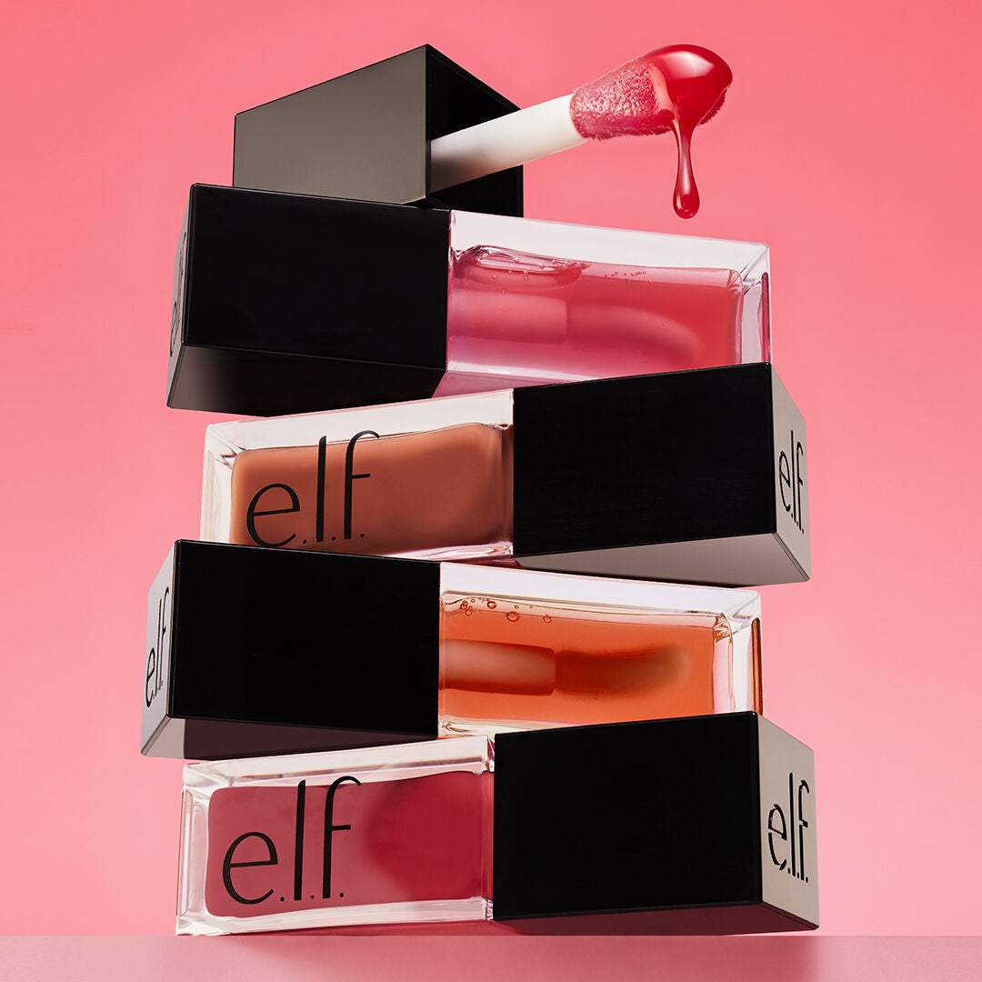 glow-reviver-lip-oil-a5 053023_SL_GlowRev_Fam_FOCUSSTACK-2RGB_IGF_a02f77a9-bf07-4a60-8c73-7b207cf9f12d.jpg