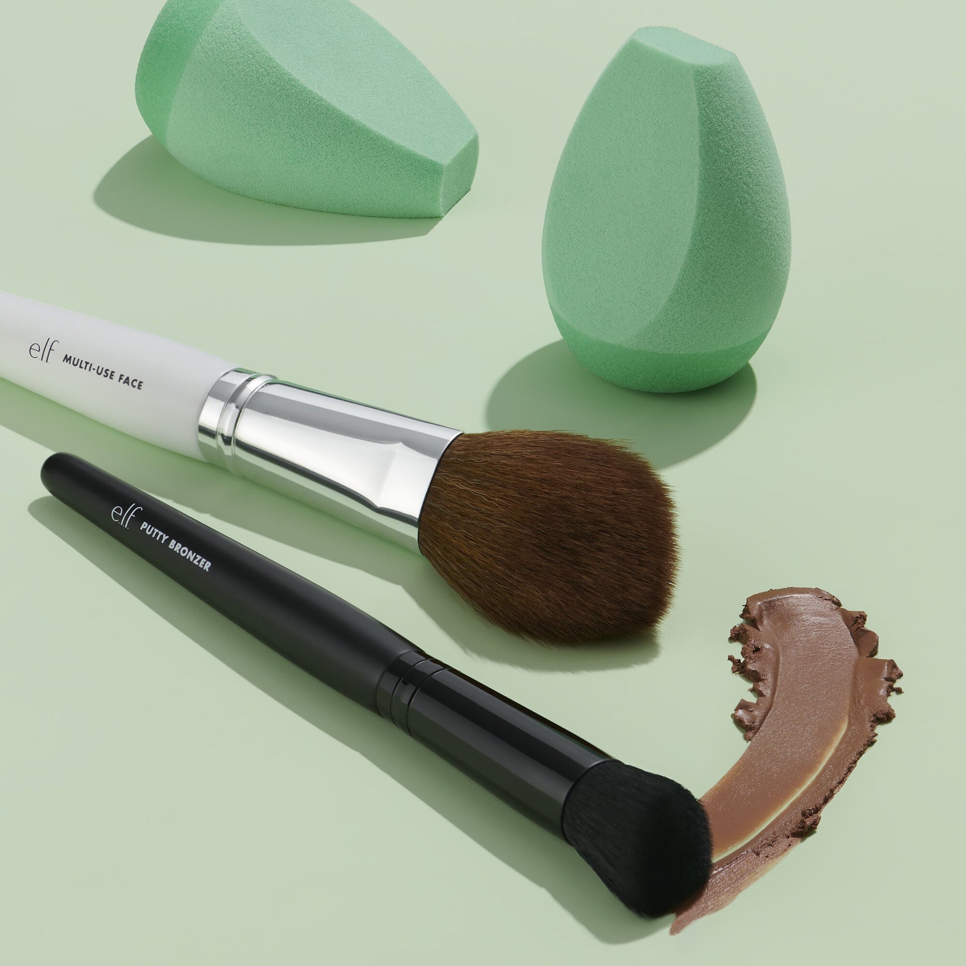 multi-use-face-brush-r2 082521_Brushes_V2_IGF.jpg