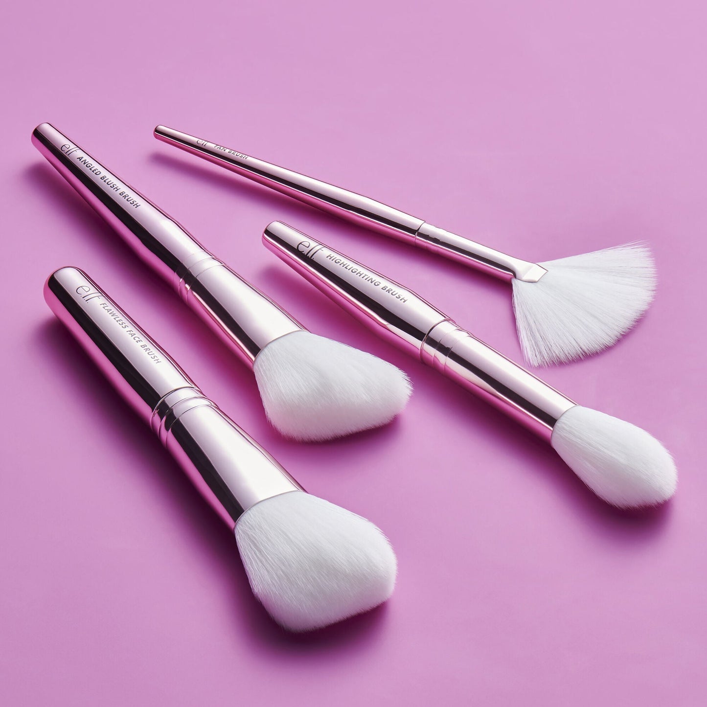 blush-bronzer-and-highlighter-brush-set-a9 12142020_BlushGlow-BrushKit_0027_FocusBracket-MAIN_V2_IGF.jpg