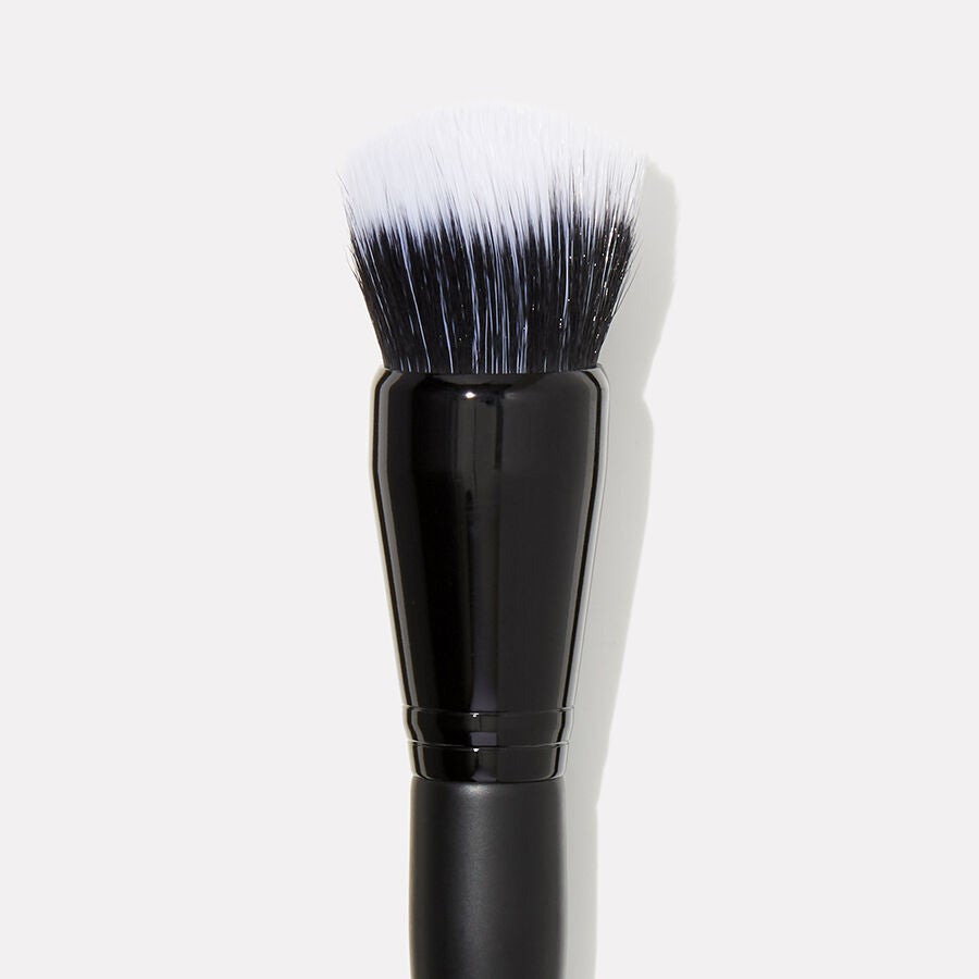 domed-stipple-brush-t6 84050_SelfieReadyStippleBrush_2.jpg