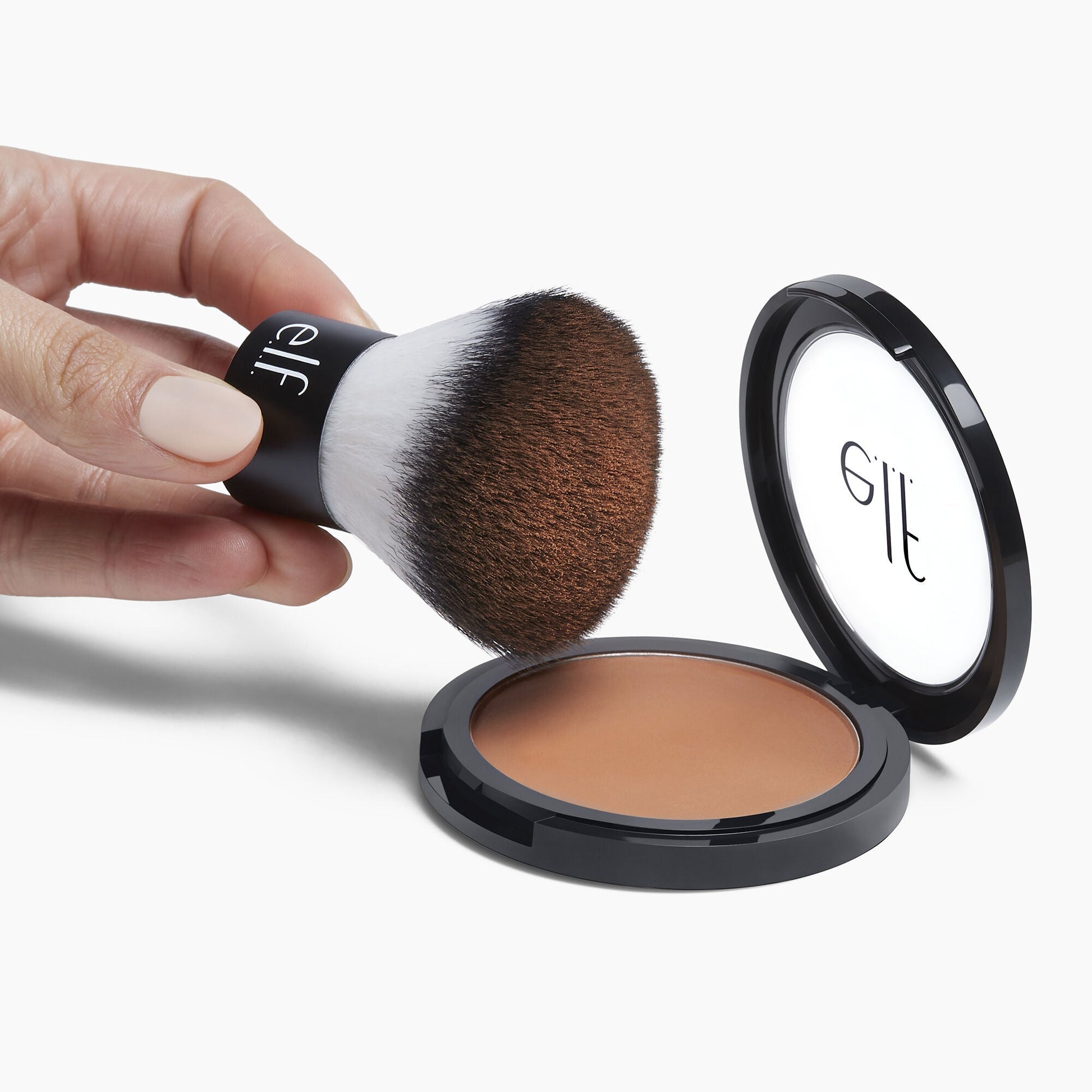 kabuki-makeup-brush-z2 85011_StudioKabuki_Brush_076_V2.jpg