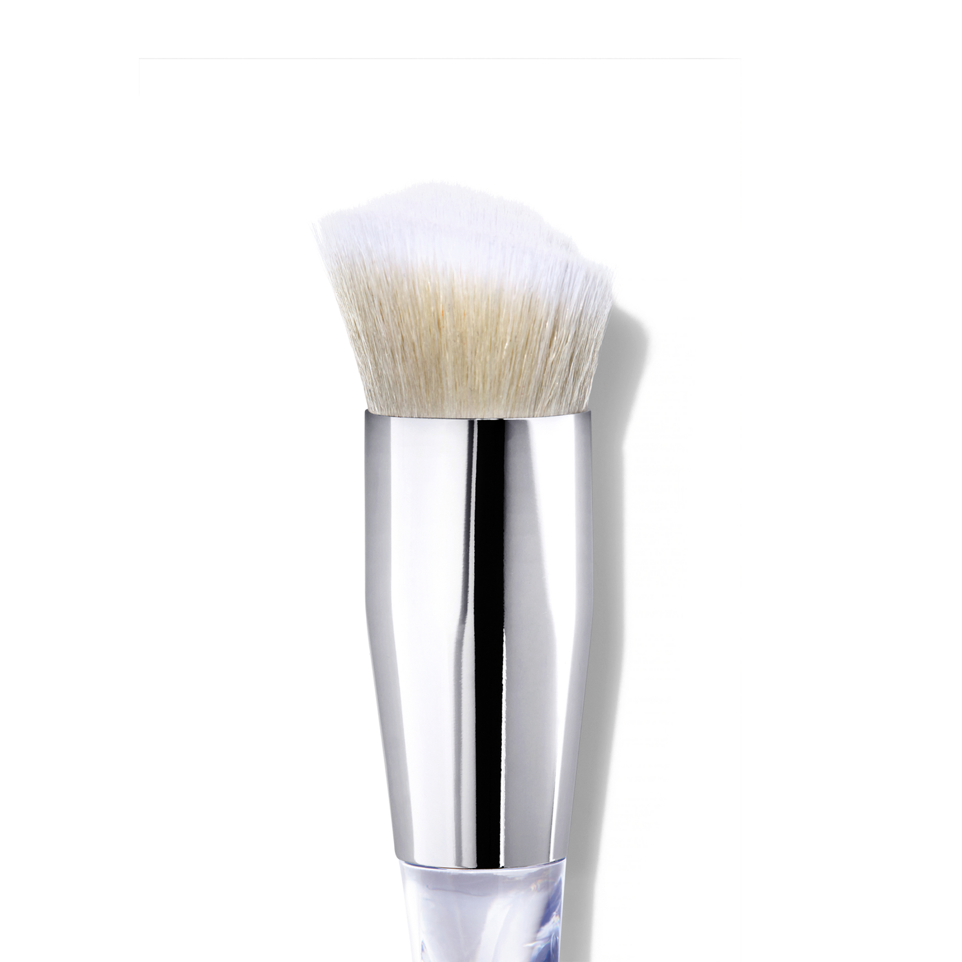 precision-foundation-swirl-brush-v3 85323_BRFAC_Macro_R.png