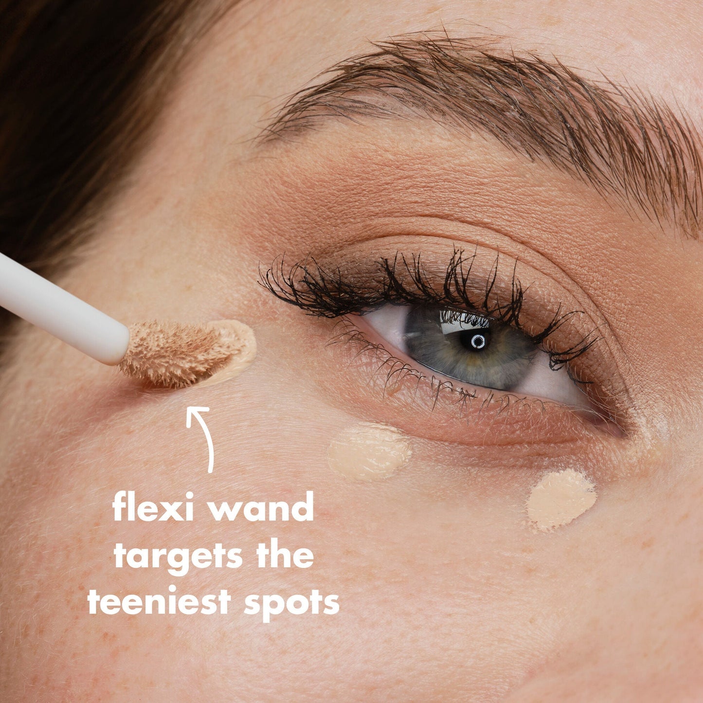 soft-glam-satin-concealer-j1 SP26_EDUCATION_SOFTGLAM_CONCEALER_APPLICATOR_bd5671e5-6b17-451a-b06e-2a5ddadba8cf.jpg